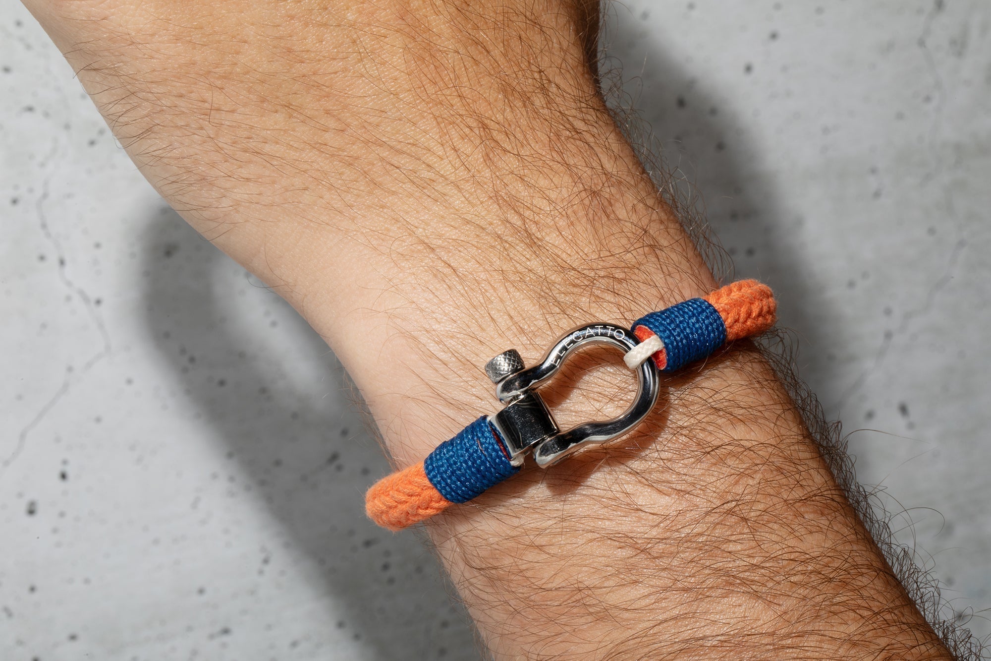From Desk to Deck: Men’s Bracelets for Everyday Versatility