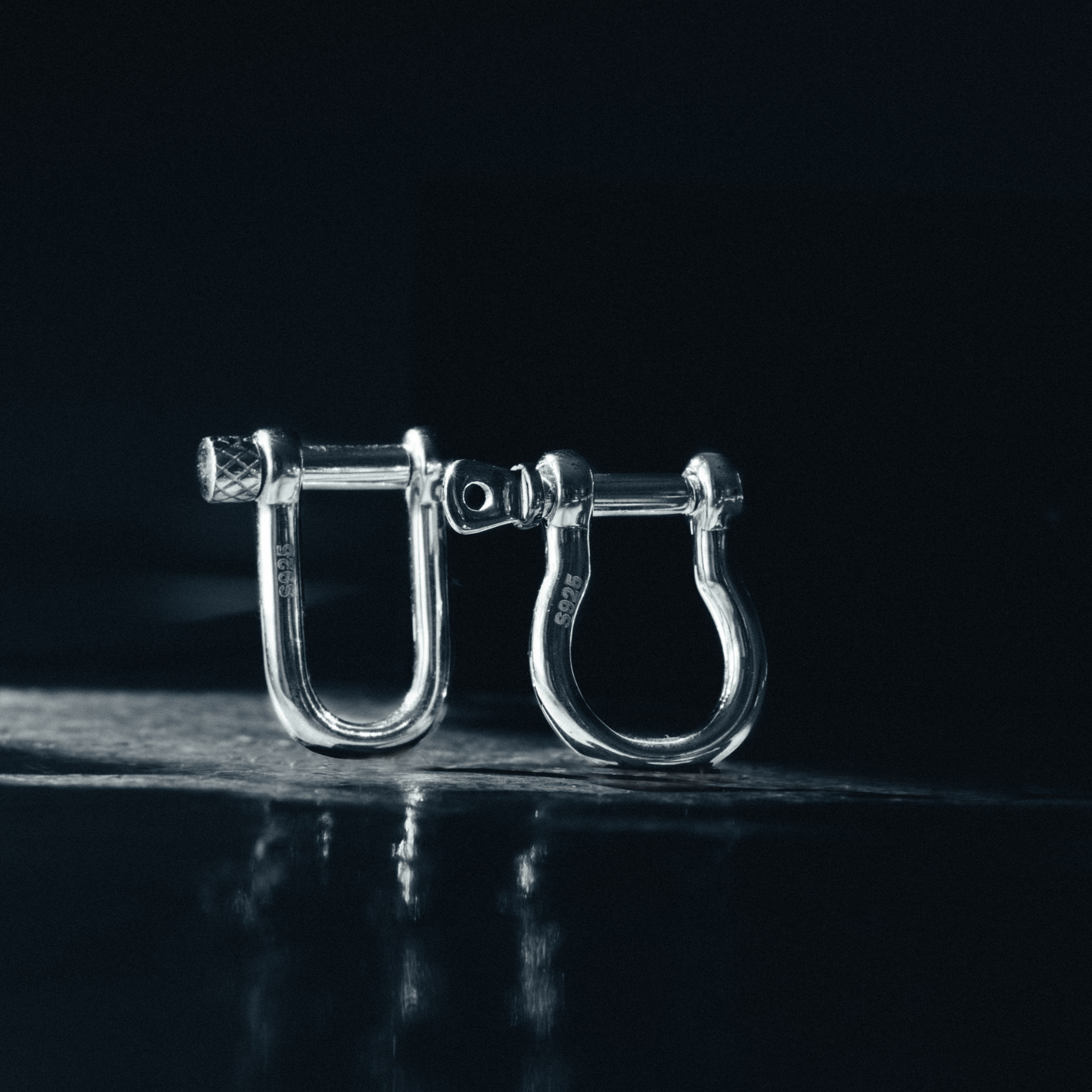 S925 Silver Bow Shackle